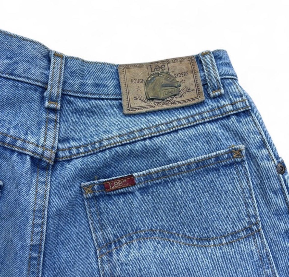 Lee Pantaloni: Lee Shorts – Usato da Lausen venduto da sineri 1