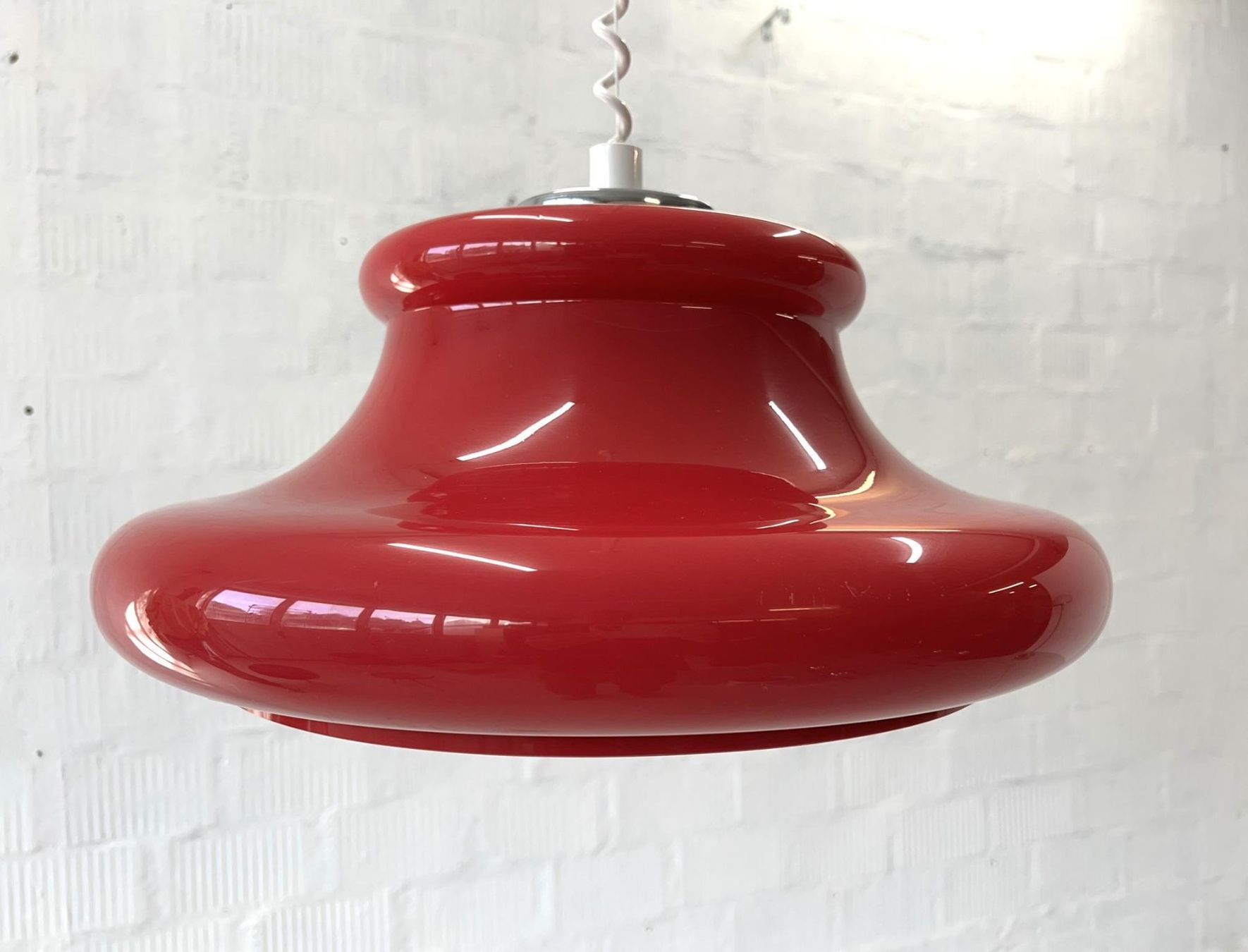 Kronleuchter & Deckenlampen: Space Age Plastik Deckenlampe – Gebraucht aus Walzenhausen von stilvollwohnen