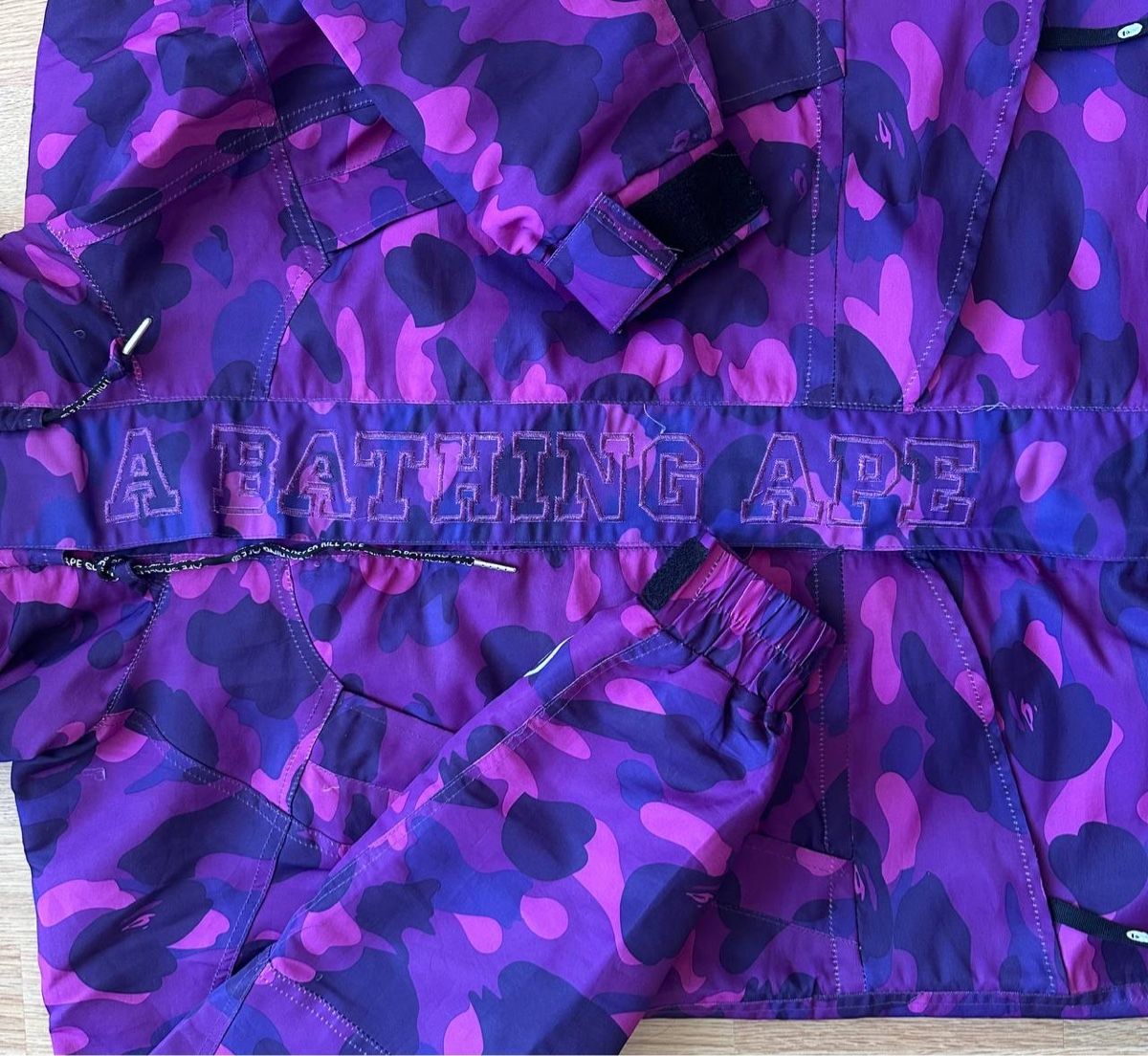Bape Jacken: Bape Jacke  – Gebraucht aus Pfäffikon ZH von Nataliia. 1