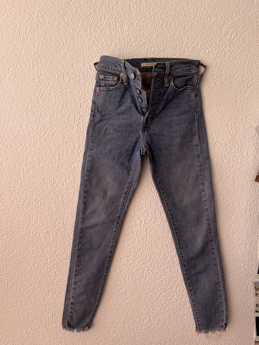 Levi's Jeans: Skinny Levi‘s Jeans  – Usato da Andwil SG venduto da sas_m9tn 6