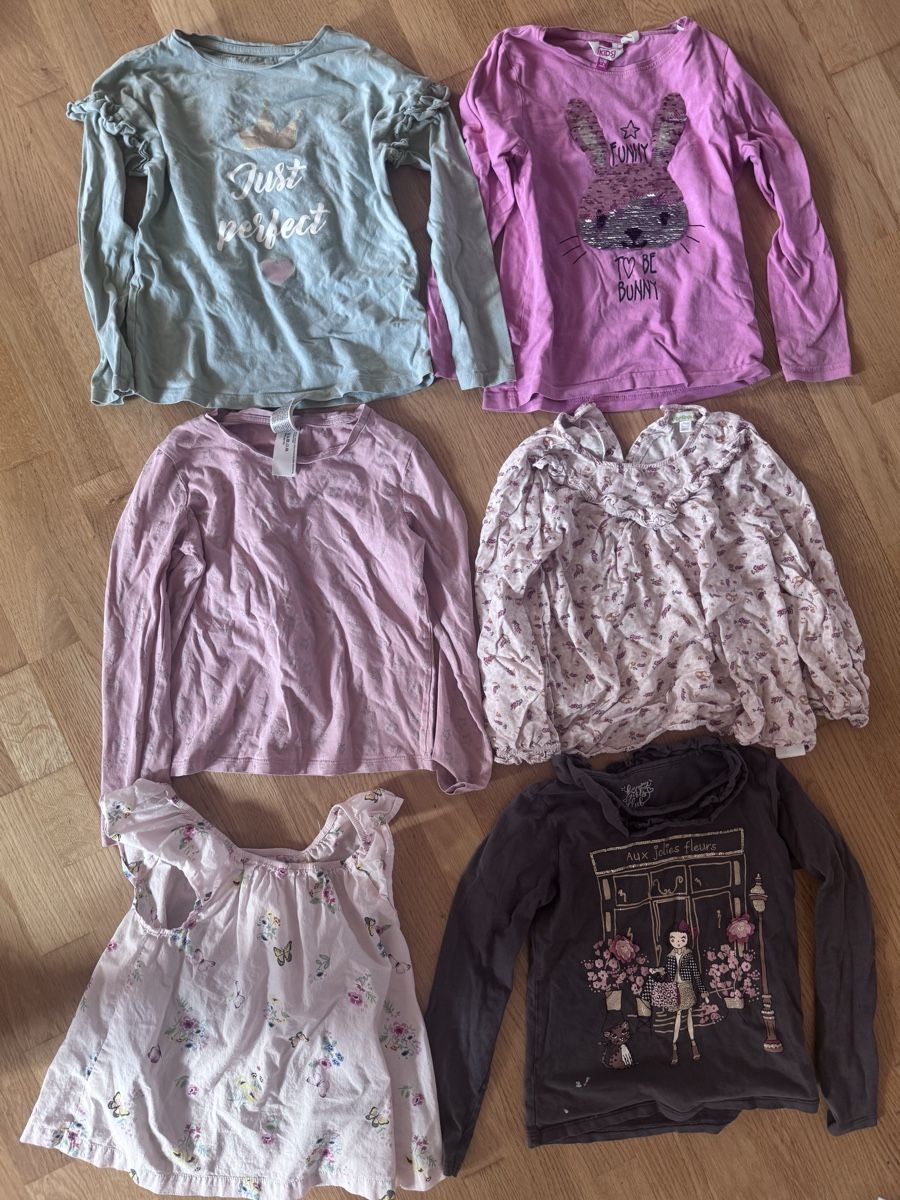 Camicette, T-shirt & Top: 6 Mädchen Shirts 128 – Usato da Wädenswil venduto da dorodi