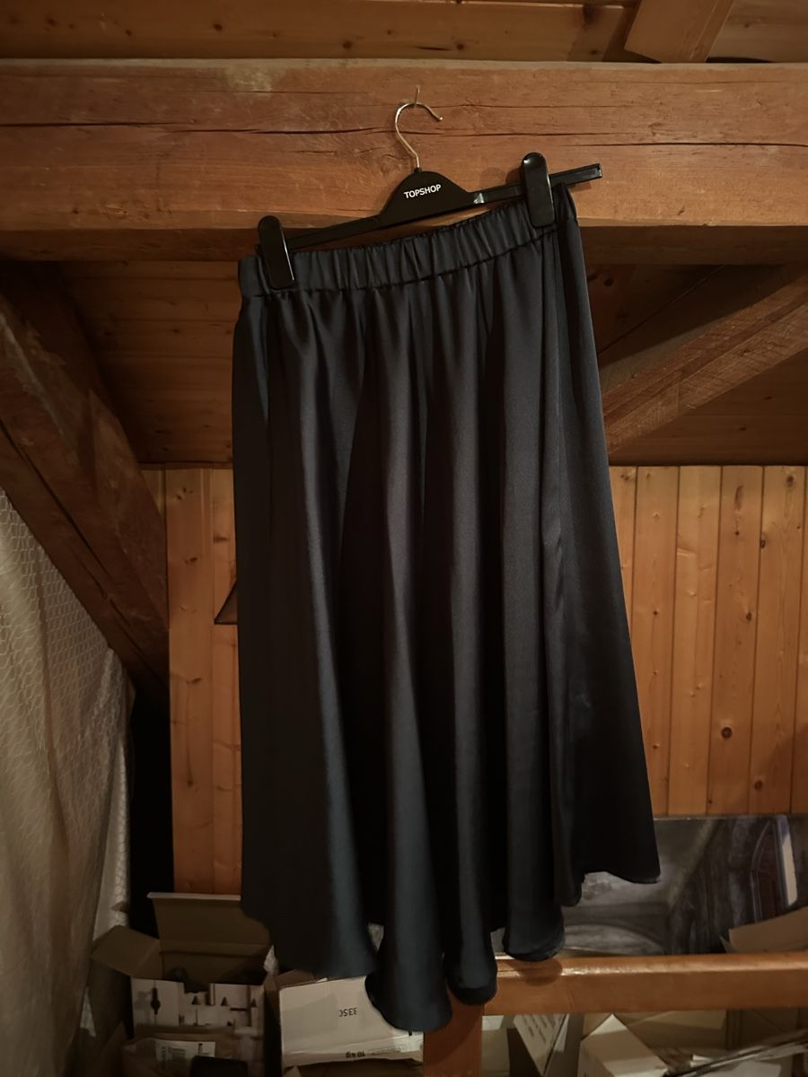 Max Mara Gonne: Smaragd Grüner rock, Grösse 34 Intrend – Nuovo (secondo la descrizione) da Erlinsbach SO venduto da aka_5b2y