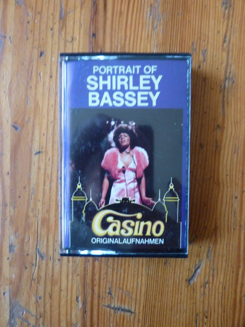 Musicassette: Musikkassette: Shirley Bassey – Usato da Effretikon venduto da Lupari