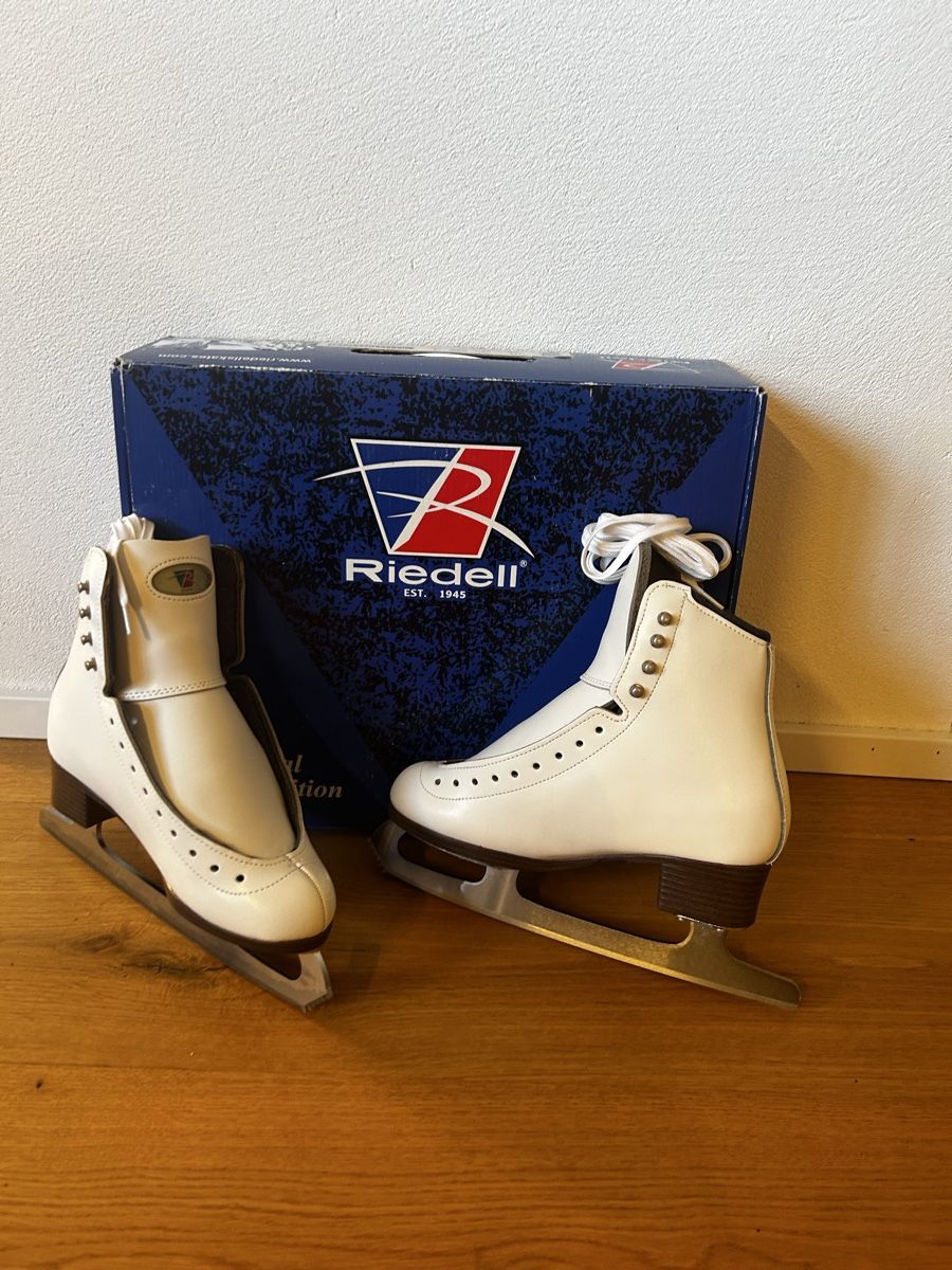 Pattini da ghiaccio: Riedell Schlittschuhe Diamond Eiskunst Eislauf Gr. 34 NEU – Nuovo e nell'imballaggio originale da Aesch ZH venduto da bolozo 5