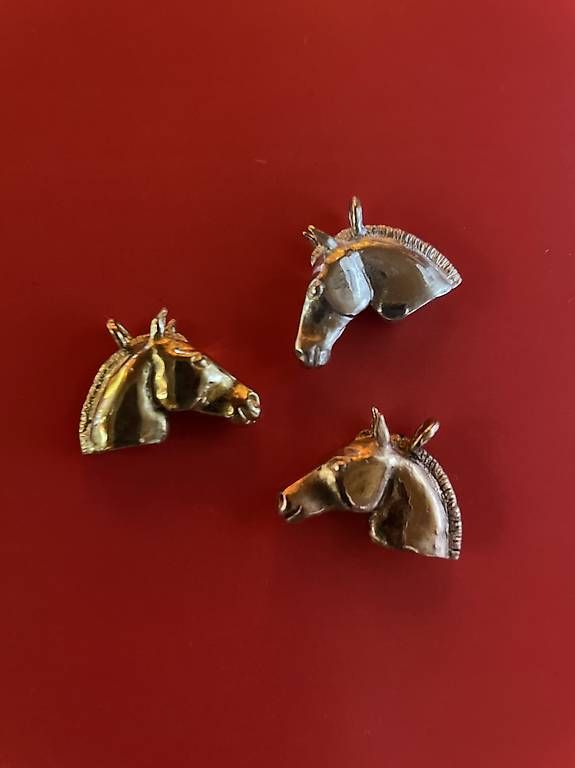 Autres bijoux: Freiberger Pferdeköpfchen in Messing, Bronze oder Silber  – D'occasion à Leysin par ulr_bj8s 5