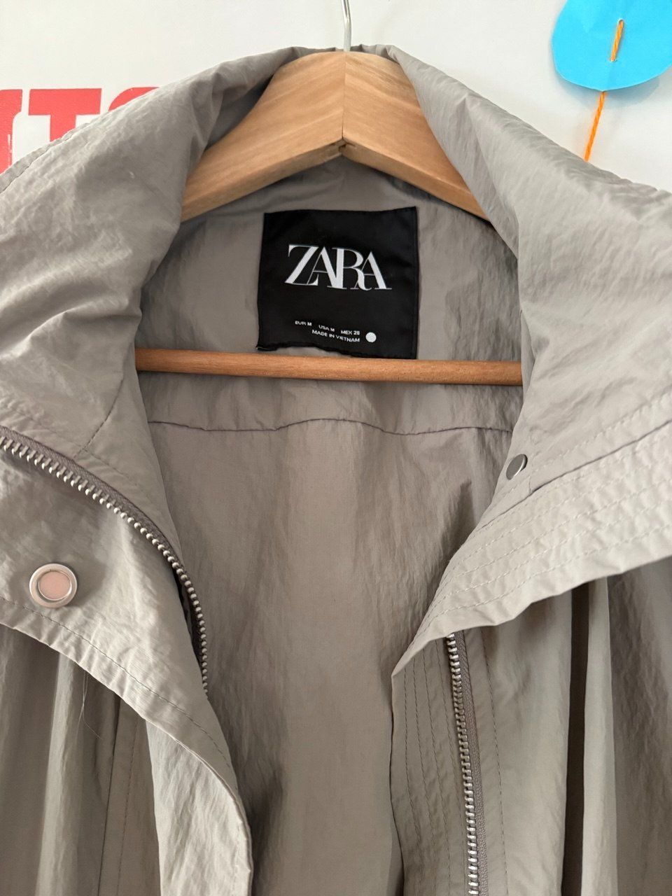 Zara Mäntel: Zara Raincoat 38 – Gebraucht aus Zürich von futurmutur 3