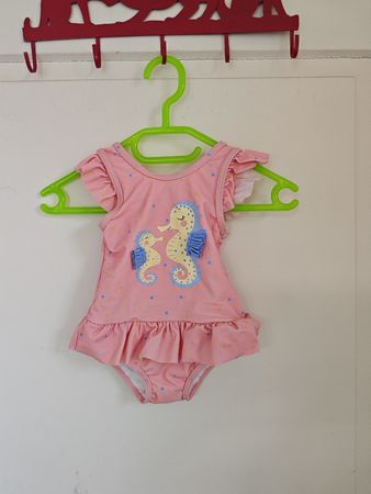 Badekleid Gr 86, eher 80