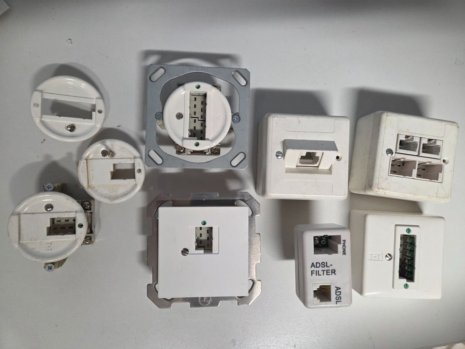 Telefoni: Telefon Dose Telefonanschluss Dose – Usato da Zürich venduto da Alibaba1234
