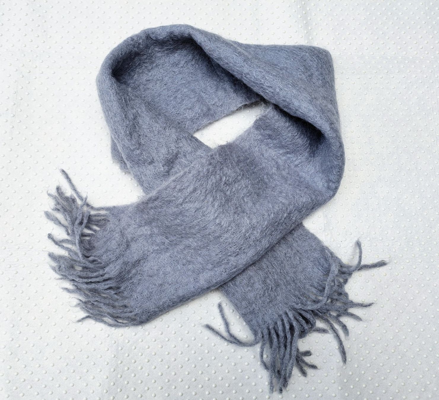 Foulard & Sciarpe: Warmer Winter Schal 100% Mohair Grau – Usato da Gysenstein venduto da joshuas81