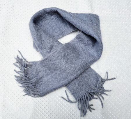 Warmer Winter Schal 100% Mohair Grau