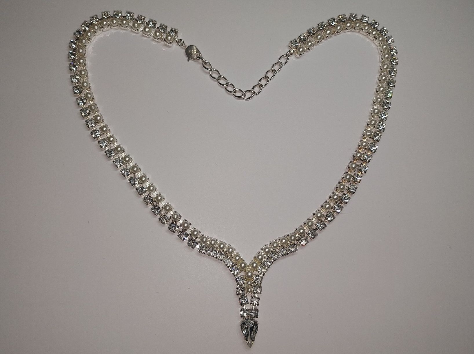 Perlen (unechte): Elegante Halskette mit Perlen und Strass! – Neu und originalverpackt aus Birmensdorf ZH von M4rwin 1