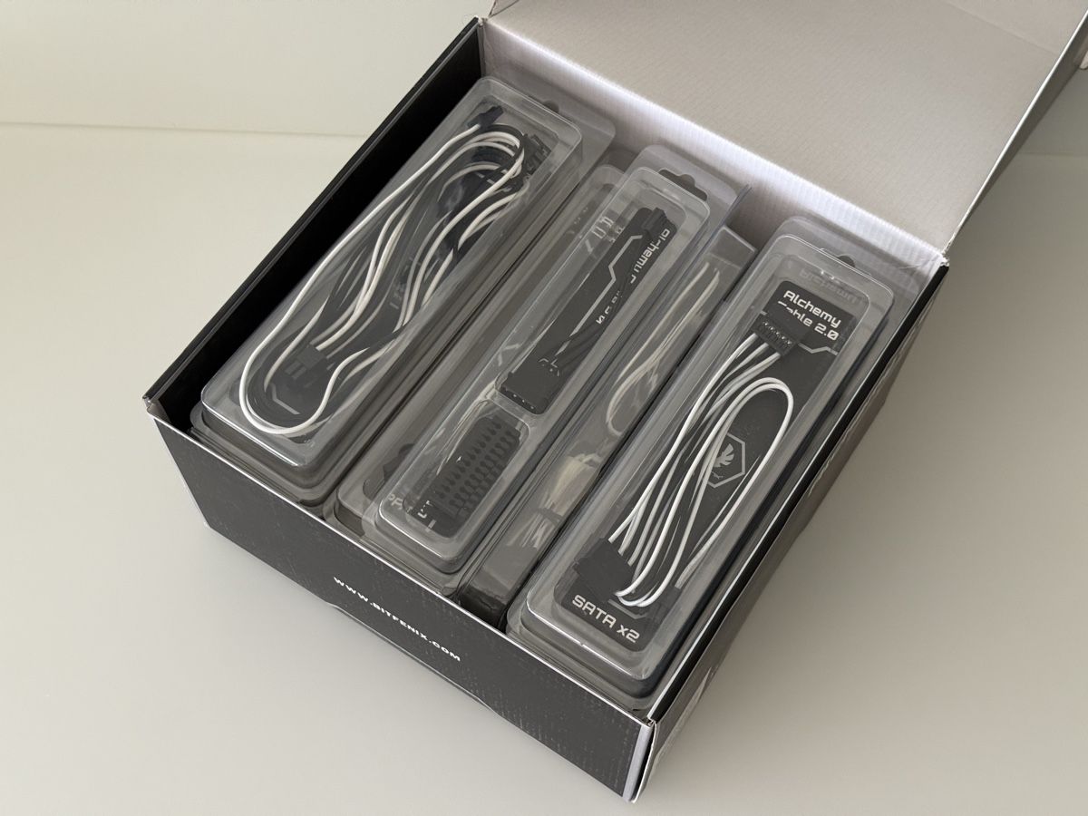 Kabel: BitFenix Alchemy 2.0 PSU Cable Kit, CSR-Series – Gebraucht aus Basel von FrozenFire 2