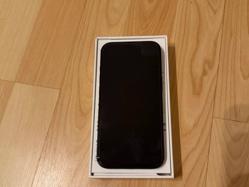 Apple Handys / Smartphones: iPhone 15 (128GB) Akku 97% – Gebraucht aus Luzern von Waince786 1