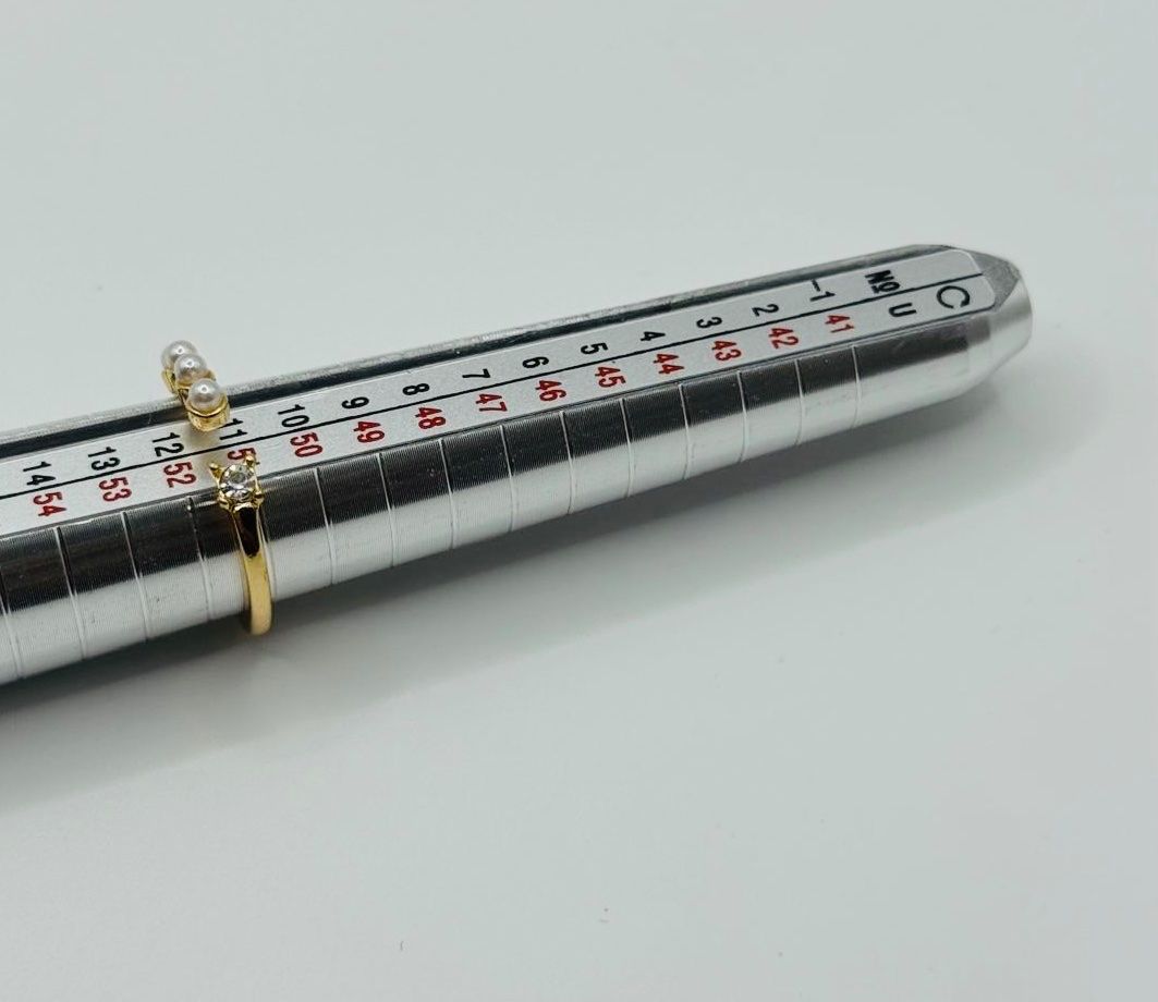 Anelli: Wunderschöner Ring mit Perlen & Strass Details / Grösse: 51 – Nuovo e nell'imballaggio originale da Frutigen venduto da glanzvolles.leben 1