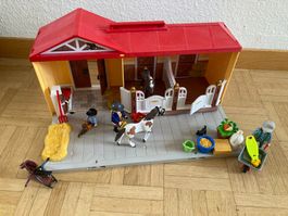 Playmobil Pferdehof mit viel Zubehör