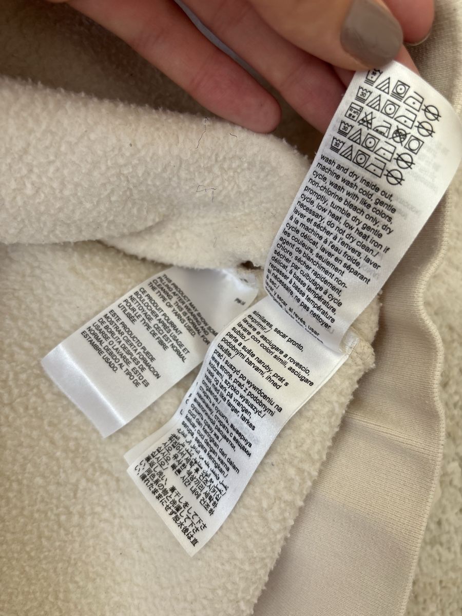 Calvin Klein Maglioni & Felpe: Calvin Klein Kapuzenpullover beige Gr. S Hoodie – Usato da Basel venduto da DressDrop 8