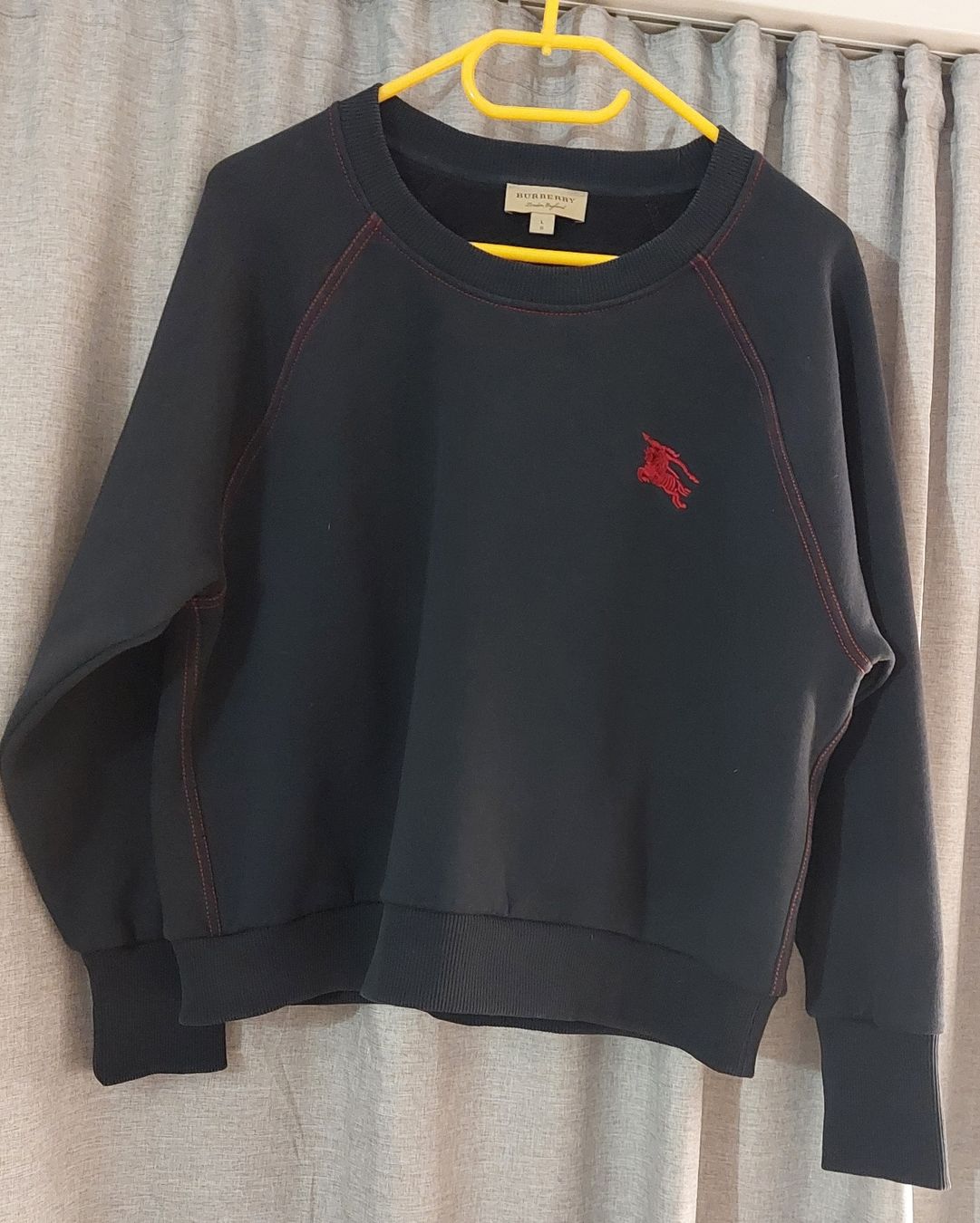 Burberry Pullover & Sweatshirts: Burberry Pulli – Neu (gemäss Beschreibung) aus Wislikofen von Ana.Gomes 4