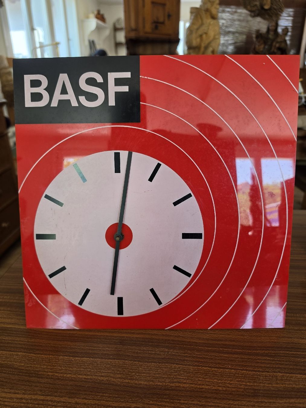 Stand- & Wanduhren: BASF Wanduhr rot Retro Design  – Gebraucht aus Mettlen von elios0888