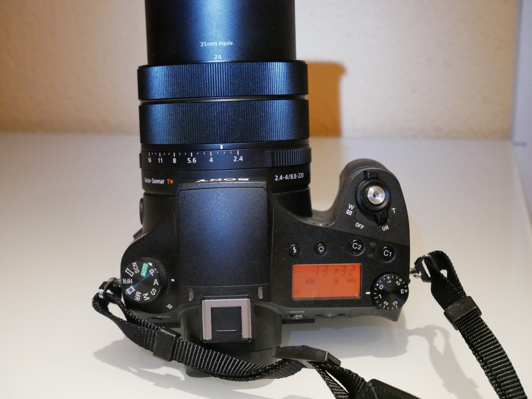 Sony Fotocamera: Sony CyberShot RX10 III M3 – Usato da Chur venduto da Fotofun 3