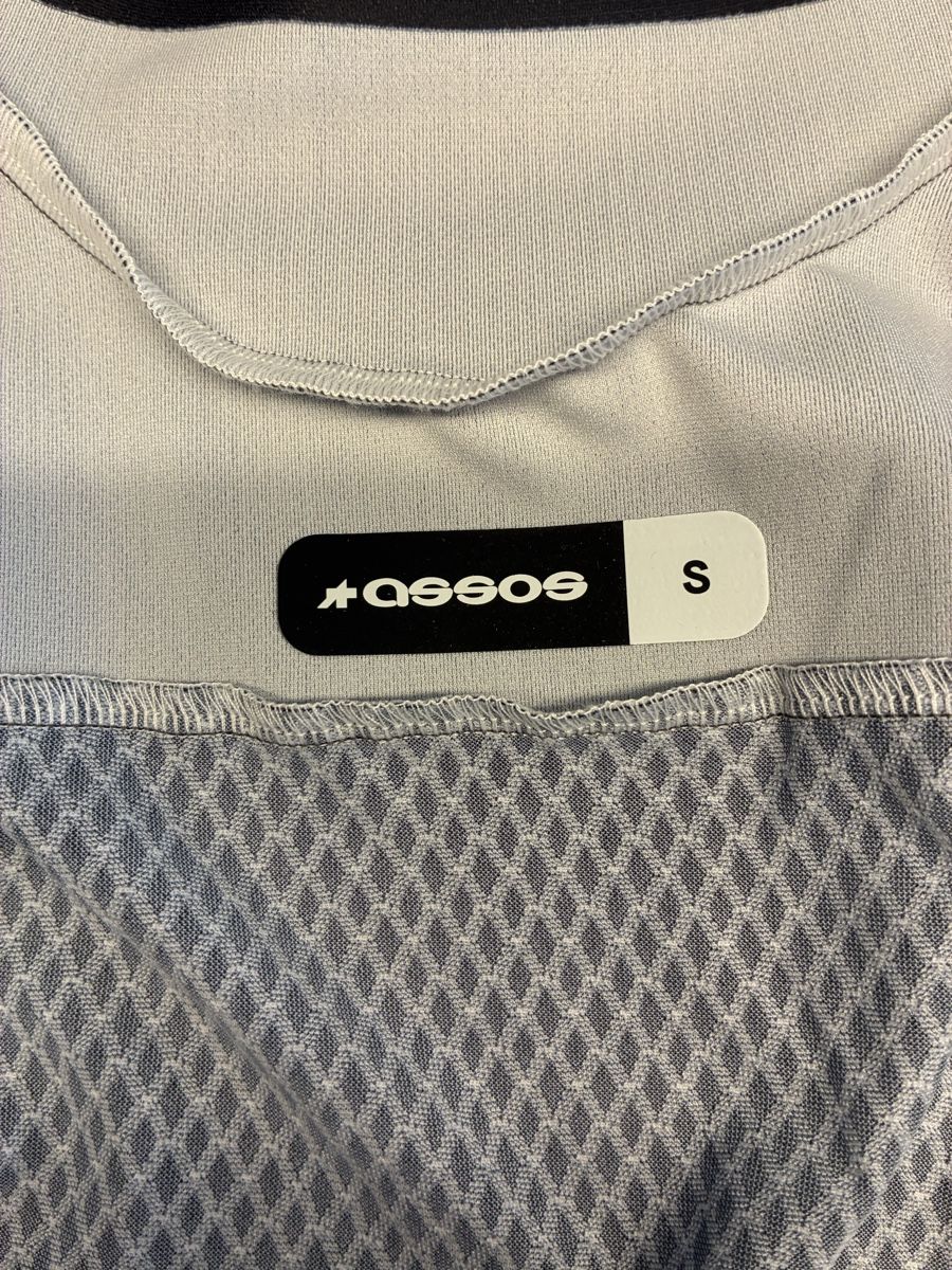 Assos Canottiere & Pantaloni: ASSOS EQUIPE RS LS JERSEY S11 S – Nuovo (secondo la descrizione) da Thun venduto da Makki83 3