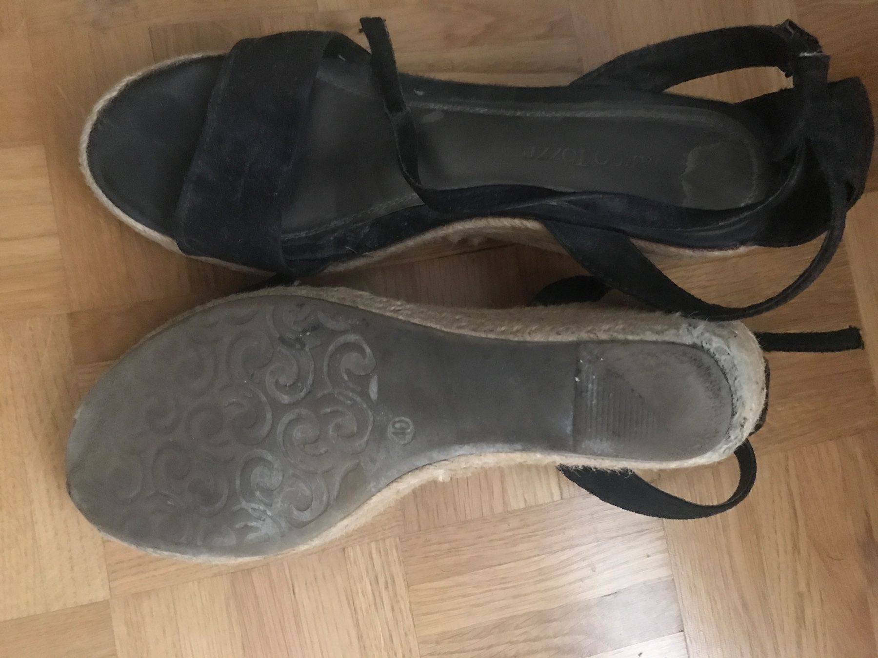 Chaussures femmes: Sandalen – D'occasion à Zürich par 11Orchidee30 1