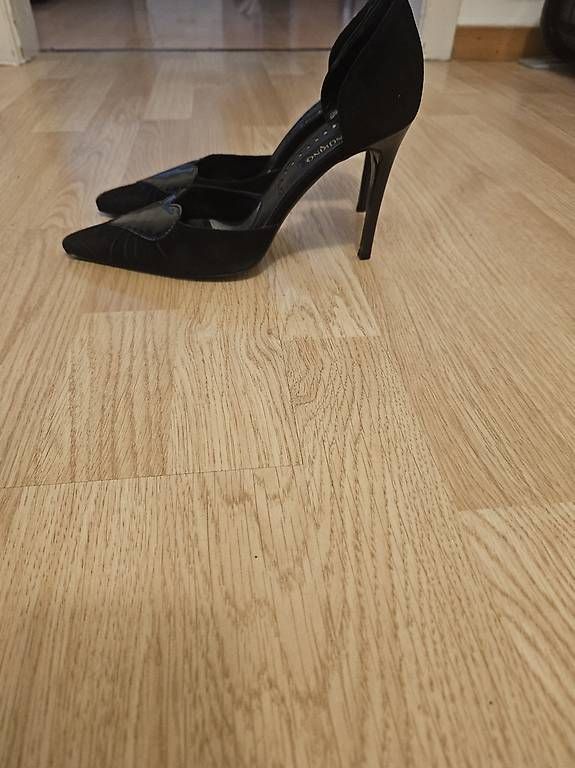 Scarpe da donna: Neue Damen Pumps Malandrino Gr. 39 – Usato da Zürich venduto da Elena231 2