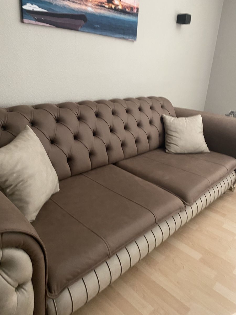 Sofas: Royal Sofa – neuwertig( Set 2-1) – Neu und originalverpackt aus Neuenhof von teo_rrv9 2