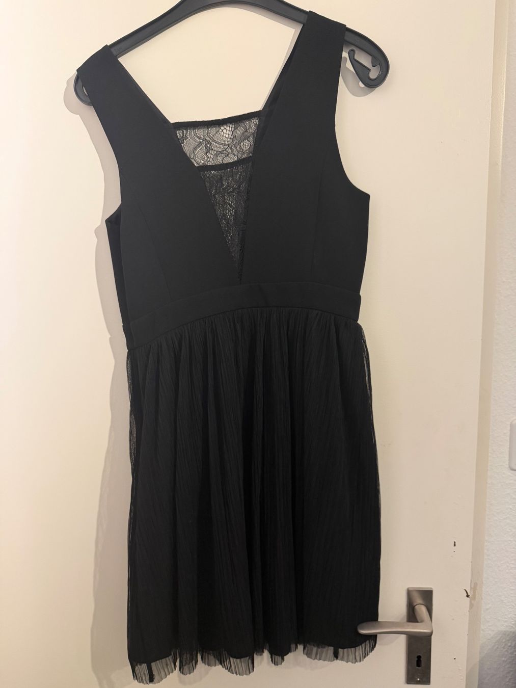 Vestiti: Cocktailkleid Schwarz Gr. M Neu – Nuovo e nell'imballaggio originale da Niederglatt ZH venduto da vul_v86c 1