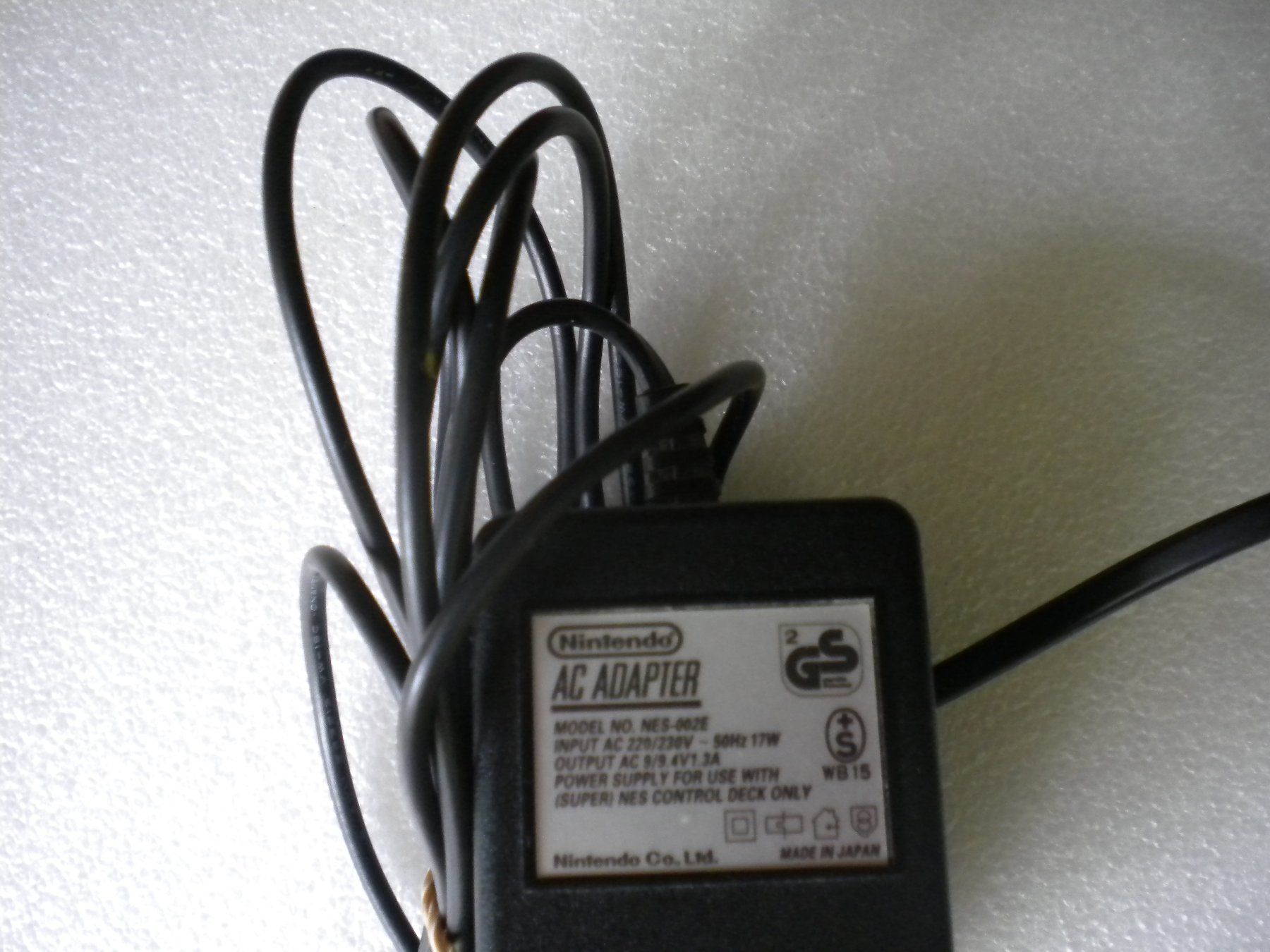Nintendo Console: Original Super-Nintendo +NES Netzkabel – Usato da Spreitenbach venduto da mako6900 1