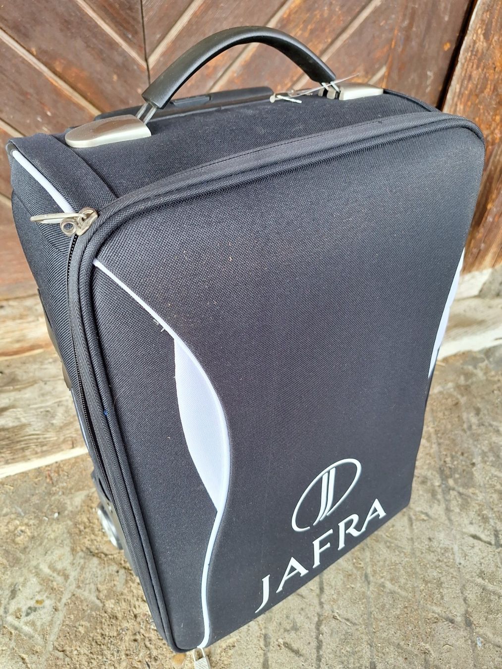 Reisekoffer: JAFRA ROLLKOFFER SCHWARZ – Gebraucht aus Huttwil von Kunterbuntli