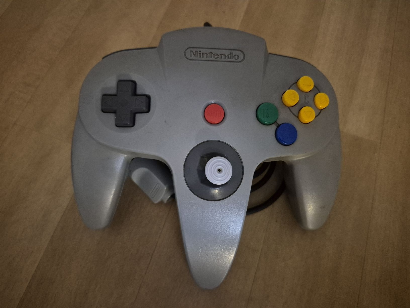 Nintendo Controller:  Nintendo 64 Kontroller Original – Gebraucht aus Dielsdorf von BARDARRU