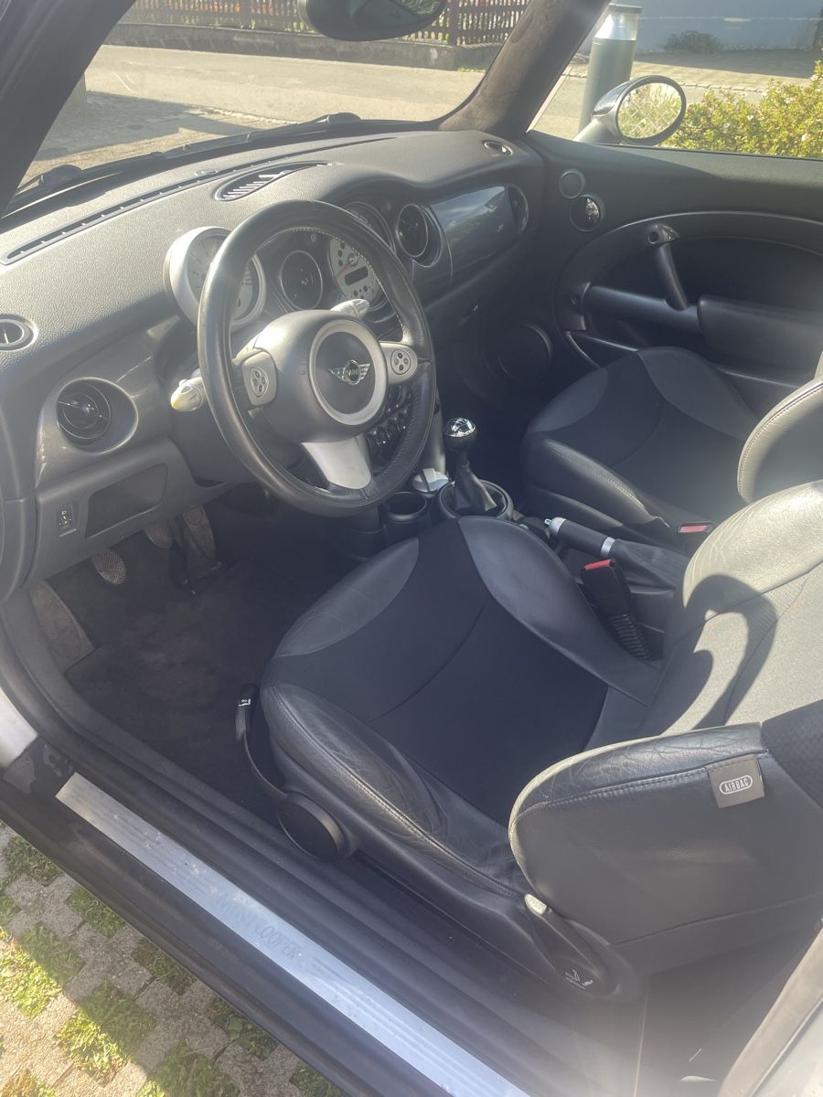 Mini Autos: Mini Cooper R50 One 1.6 l – Gebraucht aus Gossau SG von 52962 3