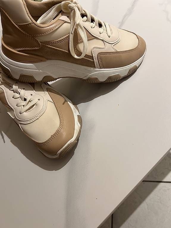 Scarpe da uomo: Snikers  – Usato da S. Vittore venduto da mar_qdm8 1