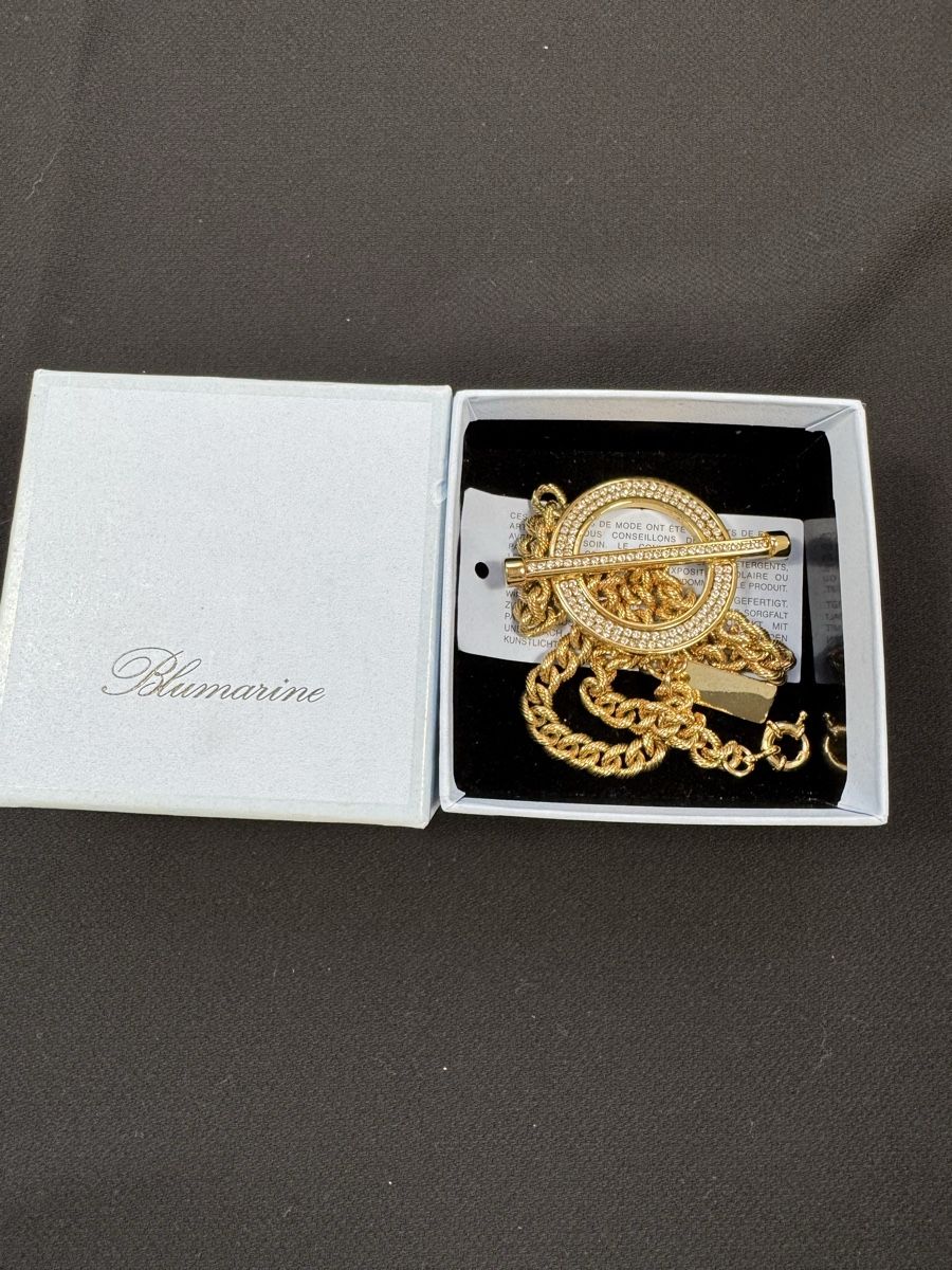 Ketten: Blumarine Gold Tone Toggle Bracelet - Elegant Statement! – Gebraucht aus Hurden von rac_wyf8 6