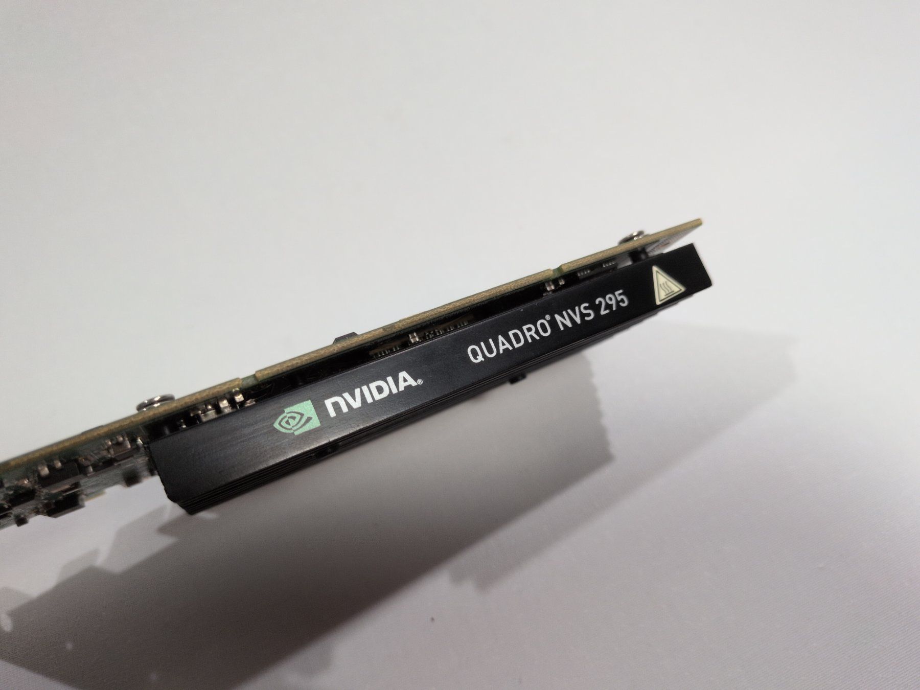 Nvidia Grafikkarten: Nvidia Quadro NVS 295 – Gebraucht aus Rüfenacht BE von swalin 2