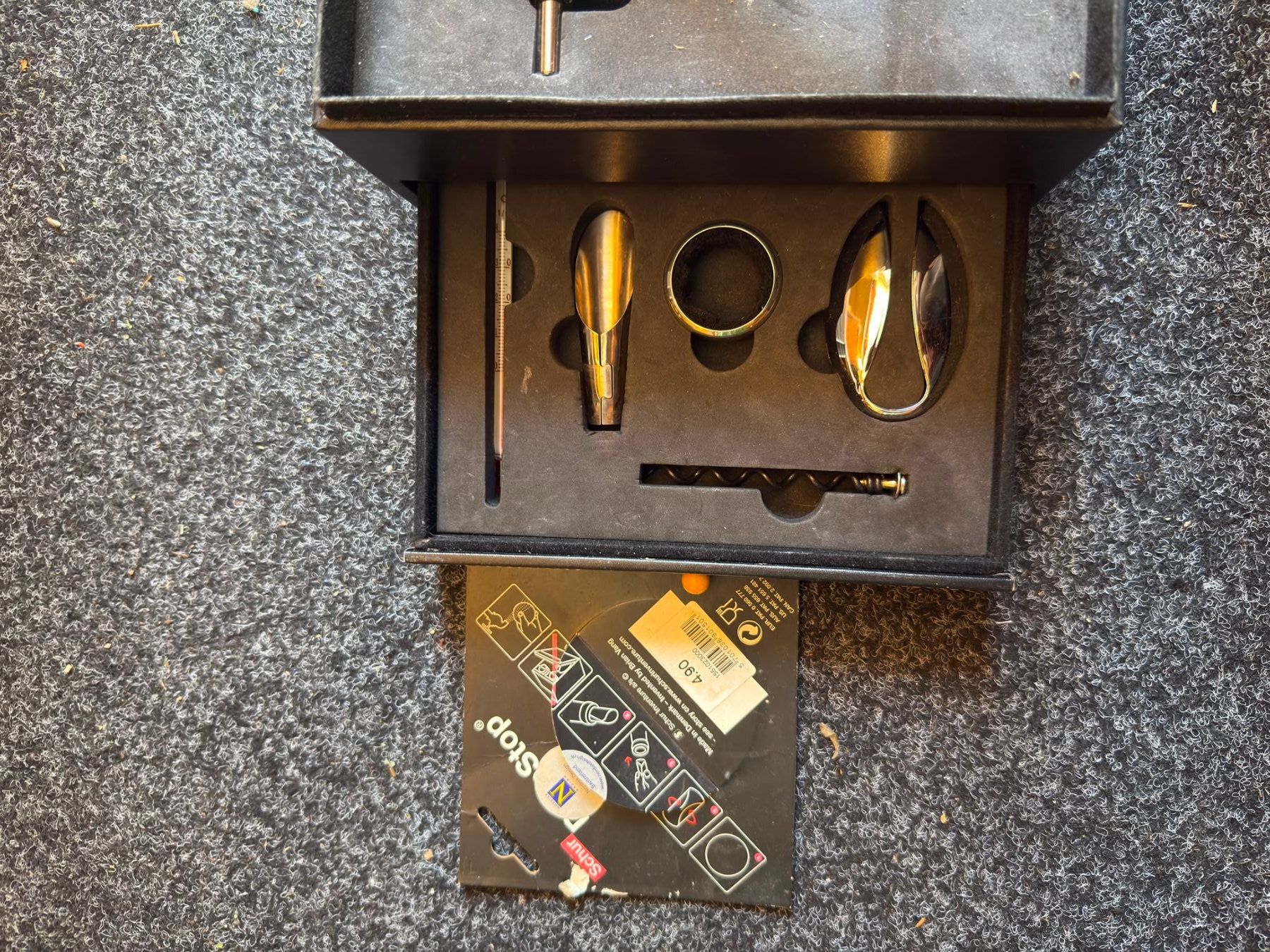 Apribottiglie & Tappi per chiusura: Hebelkorkenzieher mit Etui – Usato da Luzern venduto da Elgordo7 1