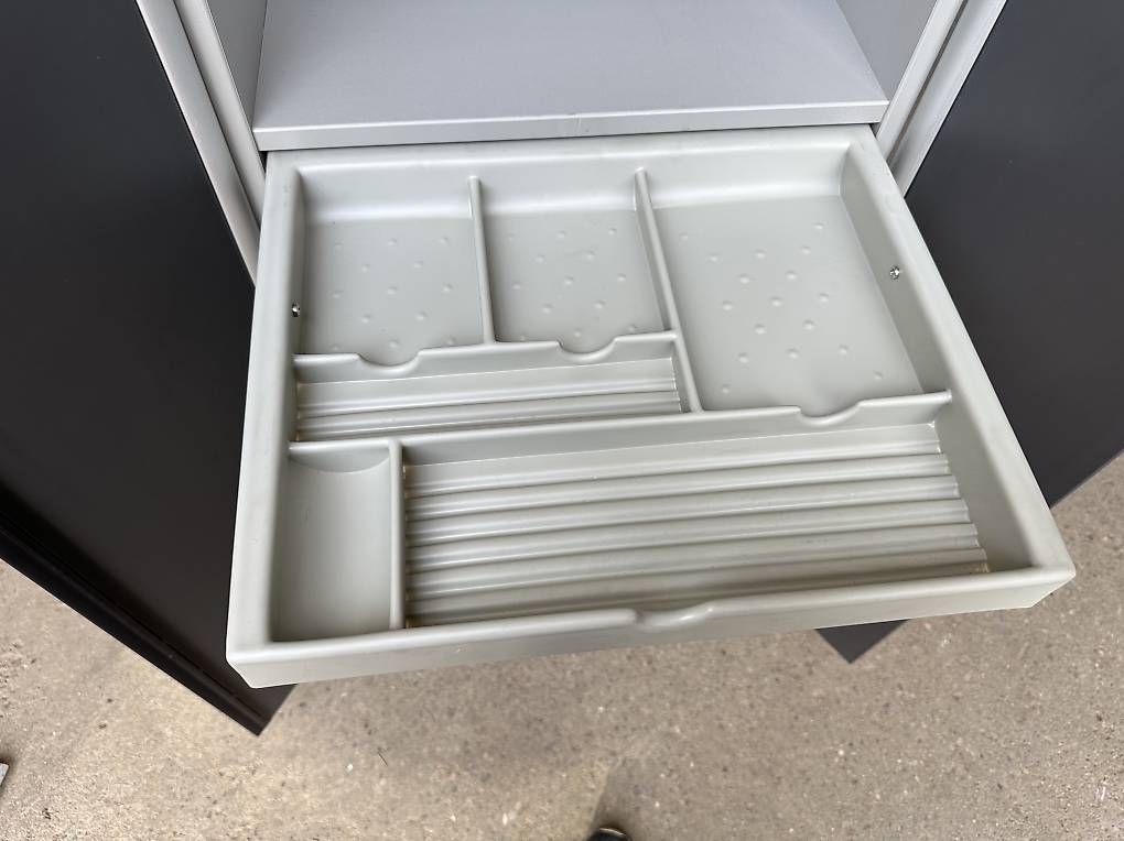 Korpus: Rollcontainer bzw. mobiler PC-Pult, B: 50, T: 48, H: 113cm – Gebraucht aus Necker von liq24 4