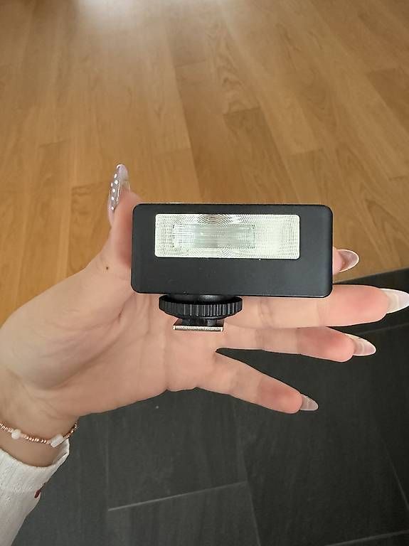 Flash: Godox iM30 Mini Aufsteckblitz Originalverpackung – Nuovo e nell'imballaggio originale da Niederhasli venduto da agn_28zq 2