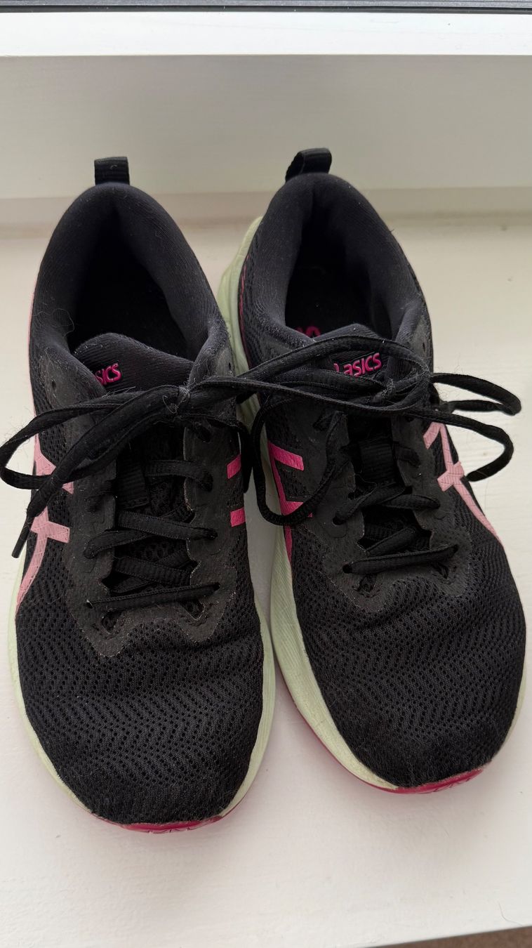 Asics Chaussures filles: Asics Gr. 37 – D'occasion à Urdorf par liska55 4