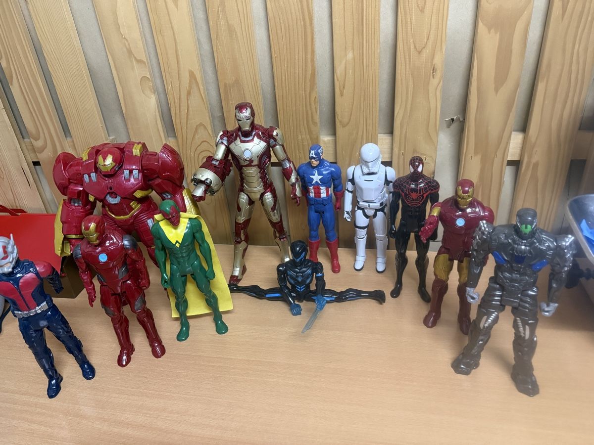Hasbro Spielzeuge: Achtionfiguren Set Marvel Hasbro Original  10 stk – Gebraucht aus Celerina/Schlarigna von golfrolf2 1