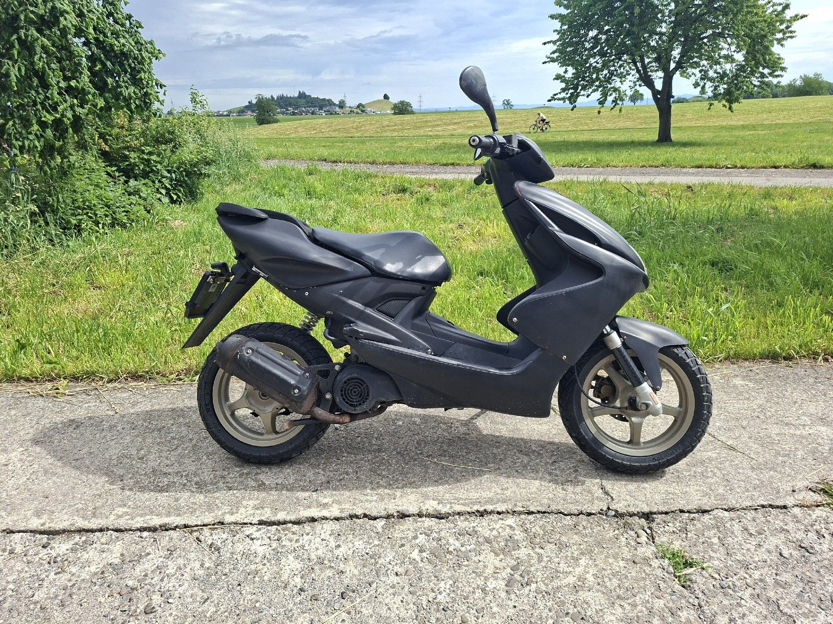 Yamaha Scooter: Yamaha Aerox 100 ab CHF 1.- – Usato da Menzingen venduto da th85