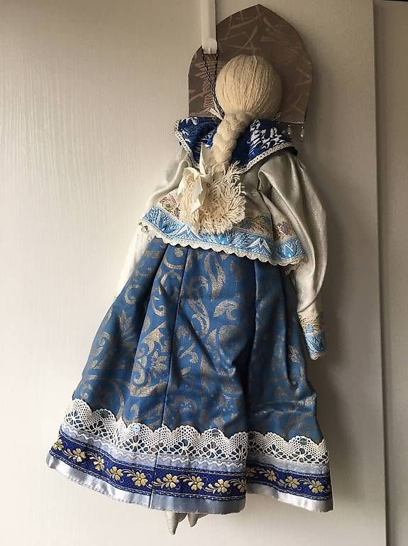 Bambole: Poupée de collection "femme russe" 55cm – Usato da Ecublens VD venduto da r0c_872m 1