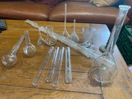 Lot ustensile verre laboratoire ( éprouvettes, entonnoir…) 2