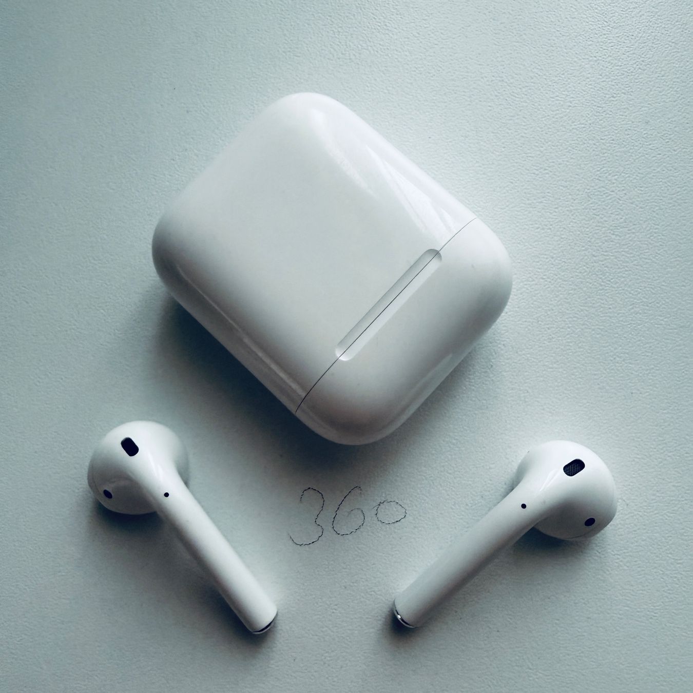 Apple Cuffie: Original Apple AirPods 2 Gen. Wireless Kopfhörer & Case – Usato da Basel venduto da MY.AIRPODS.SHOP 7