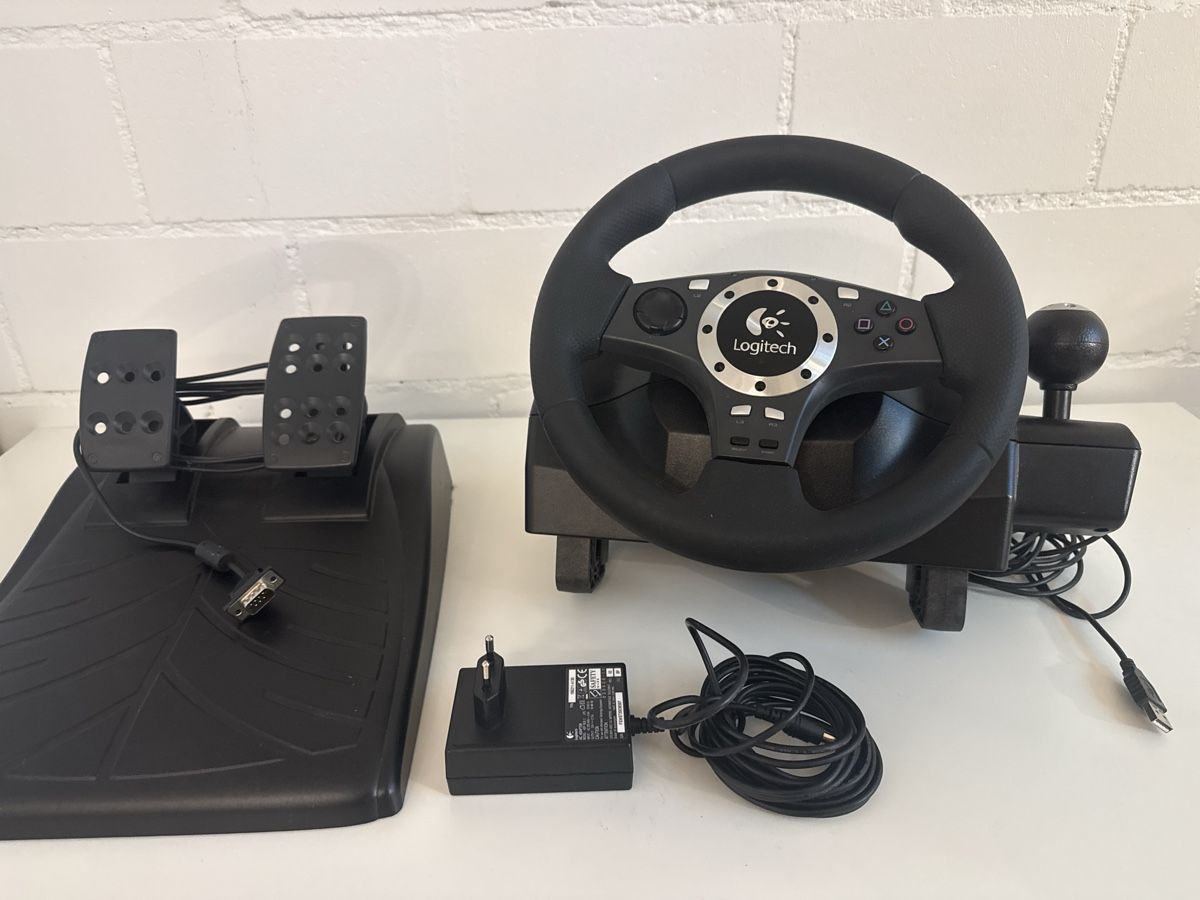 Logitech Controller: Logitech G29 Driving Force Racing Wheel used – Usato da Muri b. Bern venduto da Amaev