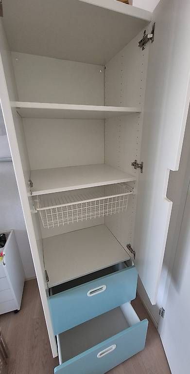 Ikea Armadi: Ikea Smastad-Top-Blau-Weiss – Usato da Vilters venduto da tin1tho 1