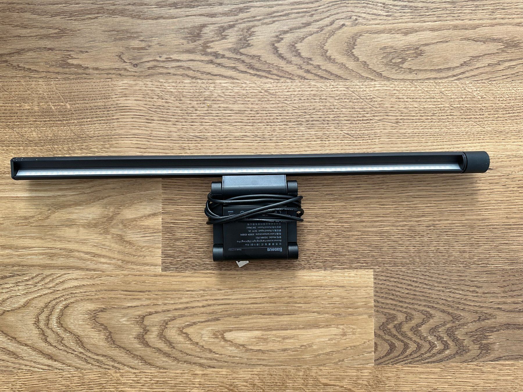 Lampade: Monitor Lightbar | dimmbar, Farbtemperatur einstellbar – Usato da Luzern venduto da ric_7plt
