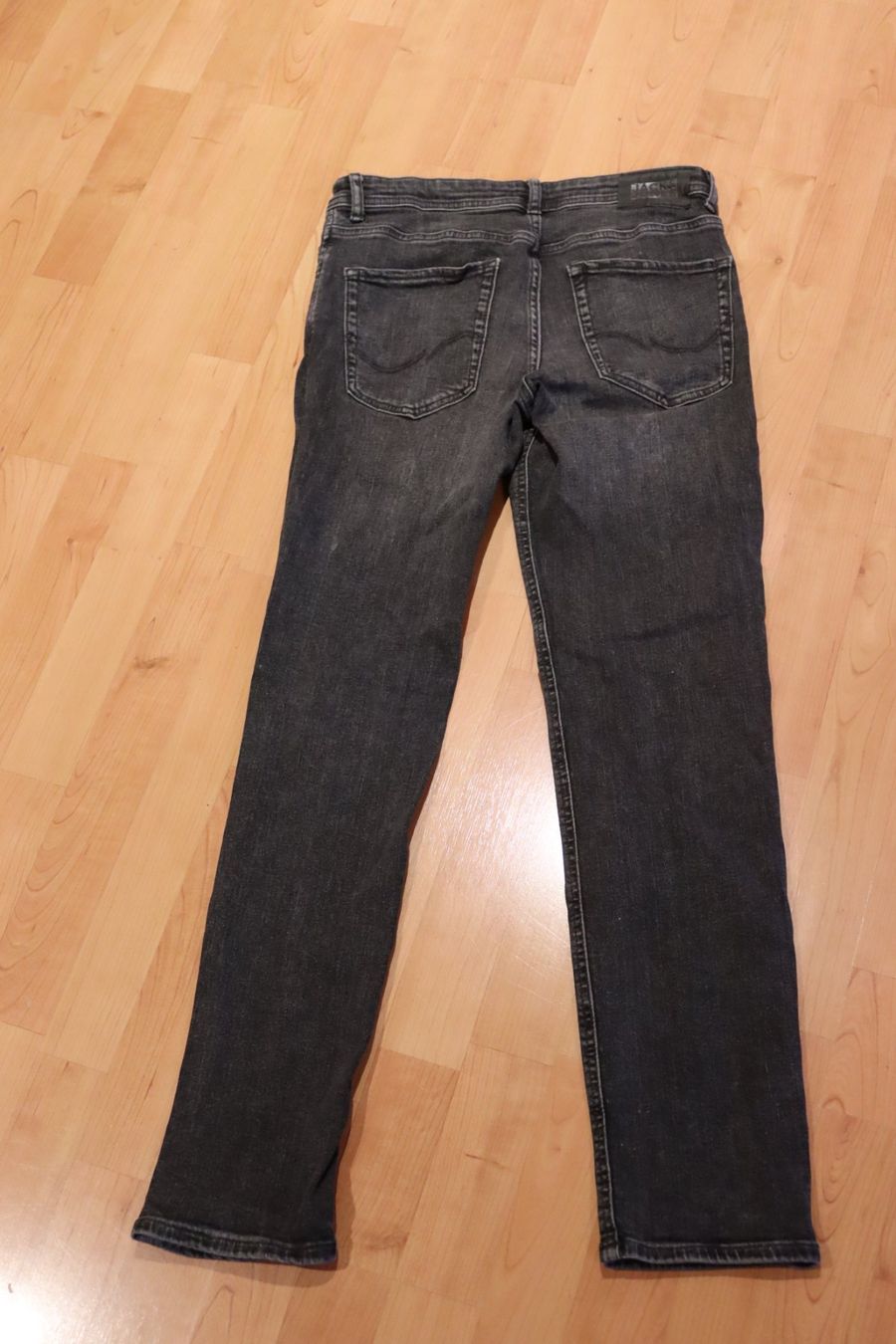 Jack & Jones Pantaloni: schwarze Jeans Jack Jones 164 Jungen – Usato da Wenslingen venduto da Strick4Alpaca 1