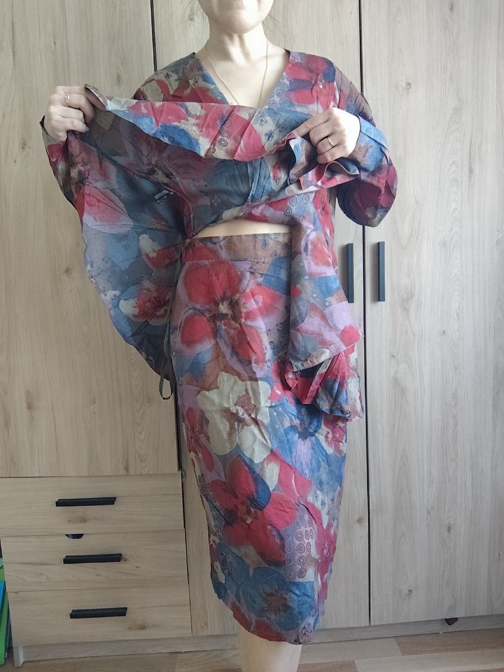 Lotti di vestiti: Vintage floral suit – Usato da Mägenwil venduto da VintageGirly 5