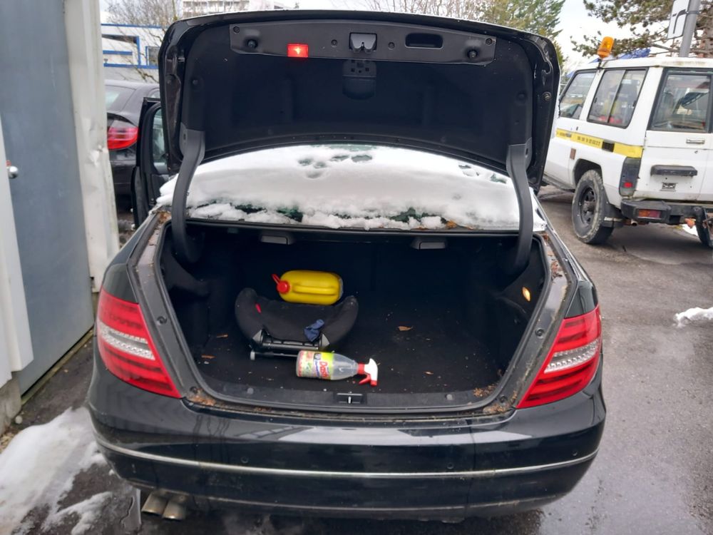 Mercedes-Benz C 180 BlueEfficiency Avantgarde - 2012 6